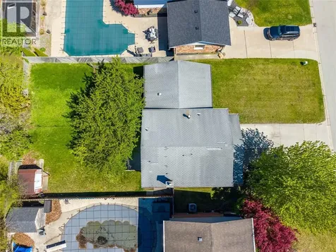 1083 Salisbury Street Sarnia ON N7S 3V6