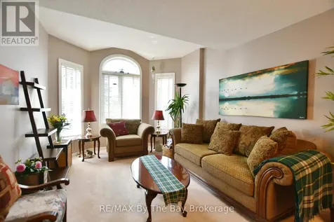 17 Acorn Crescent Wasaga Beach ON L9Z 1L6
