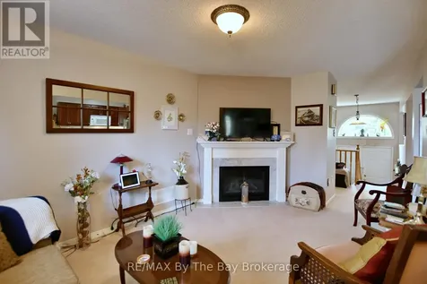 17 Acorn Crescent Wasaga Beach ON L9Z 1L6