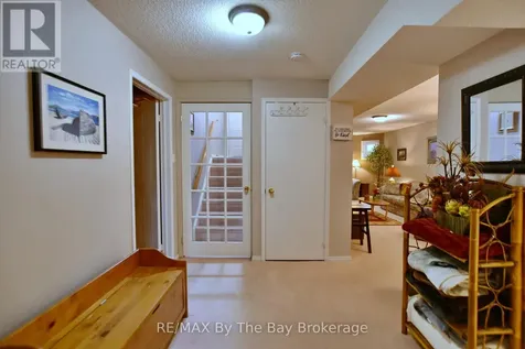 17 Acorn Crescent Wasaga Beach ON L9Z 1L6