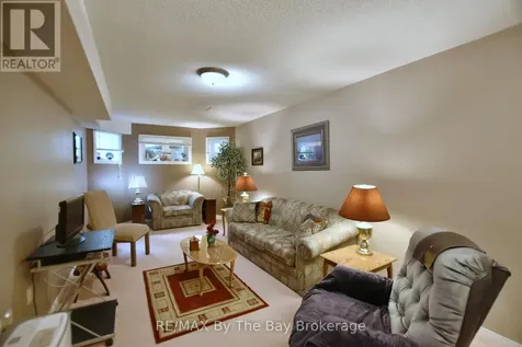 17 Acorn Crescent Wasaga Beach ON L9Z 1L6