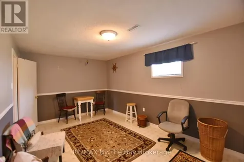 17 Acorn Crescent Wasaga Beach ON L9Z 1L6