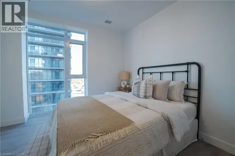 15 Glebe Street Cambridge ON N1S 0C3