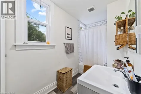 188 Caroline Street South Hamilton ON L8P 3L2