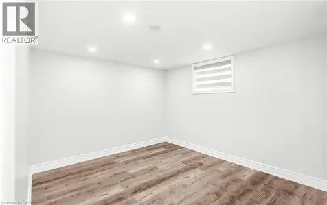 313 Ashbury Road Oakville ON L6K 2M2