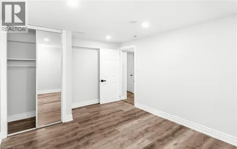 313 Ashbury Road Oakville ON L6K 2M2