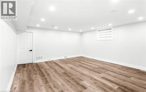 313 Ashbury Road Oakville ON L6K 2M2