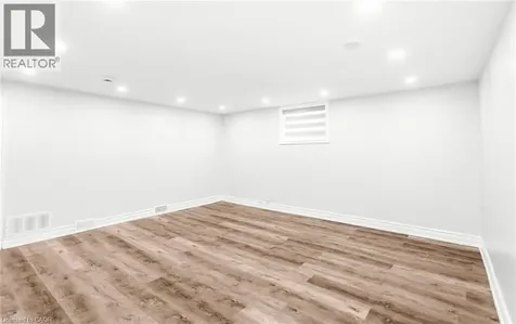 313 Ashbury Road Oakville ON L6K 2M2