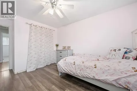 1068 Fairlane Avenue Sarnia ON N7S 3J8