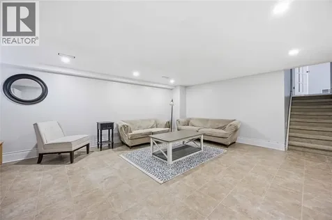 1068 Fairlane Avenue Sarnia ON N7S 3J8
