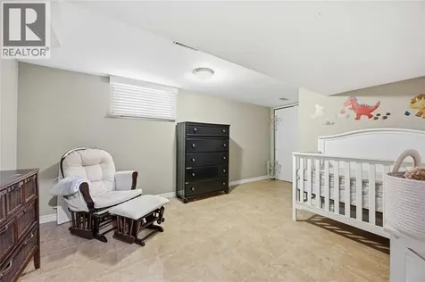 1068 Fairlane Avenue Sarnia ON N7S 3J8