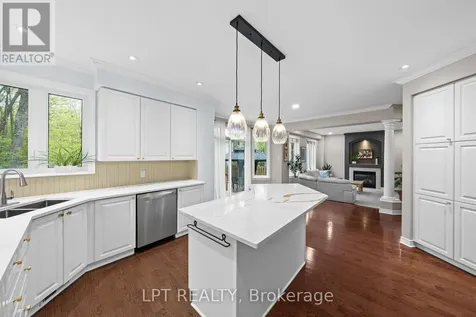 66 Forest Gate Way North Ottawa ON K2G 6P4