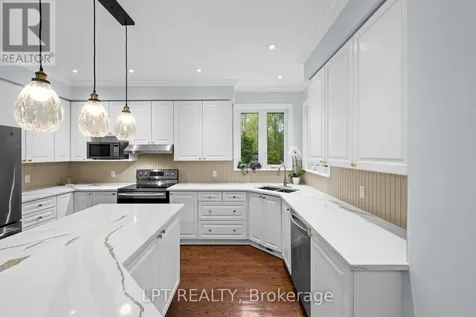 66 Forest Gate Way North Ottawa ON K2G 6P4