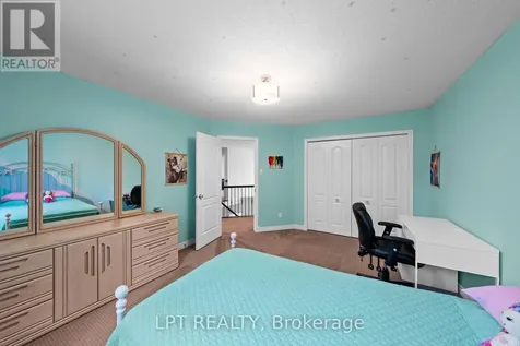 66 Forest Gate Way North Ottawa ON K2G 6P4