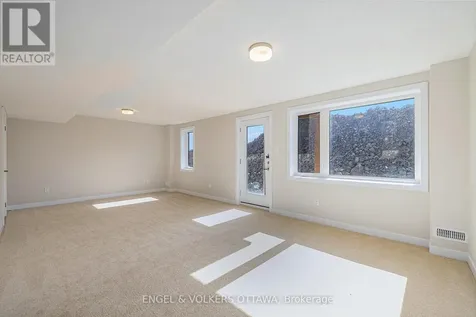 146 Beebalm Crescent Ottawa ON K2J 0V1
