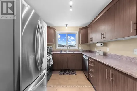 8 William Thomas Drive Petawawa ON K8H 0C3