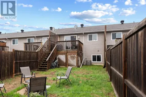 8 William Thomas Drive Petawawa ON K8H 0C3
