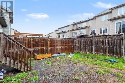 273 Rolling Meadow Crescent Ottawa ON K1W 0A8