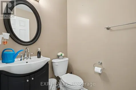 273 Rolling Meadow Crescent Ottawa ON K1W 0A8