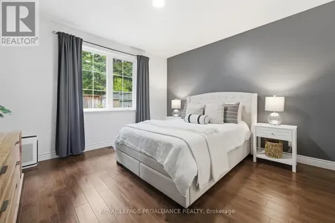 14 Rosslyn Drive Brighton ON K0K 1H0