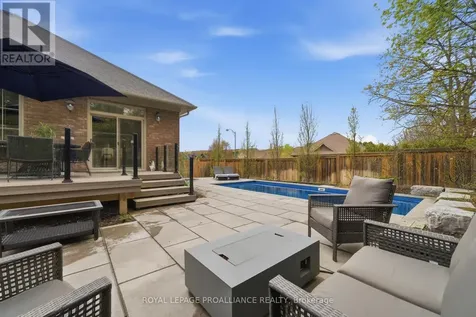 14 Rosslyn Drive Brighton ON K0K 1H0