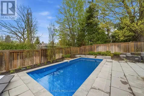 14 Rosslyn Drive Brighton ON K0K 1H0