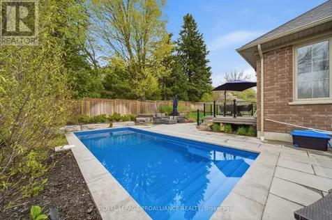 14 Rosslyn Drive Brighton ON K0K 1H0