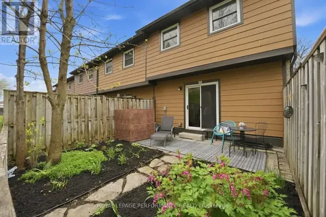 1767 Trappist Lane Ottawa ON K1C 1X7