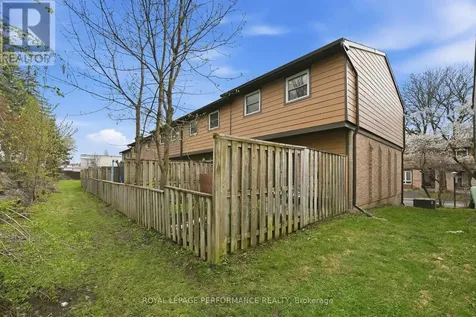 1767 Trappist Lane Ottawa ON K1C 1X7