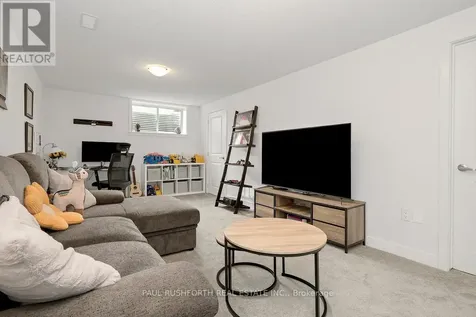 629 Knotridge Street Ottawa ON K1W 0N7