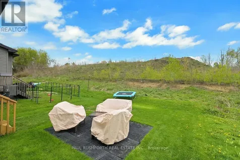 629 Knotridge Street Ottawa ON K1W 0N7