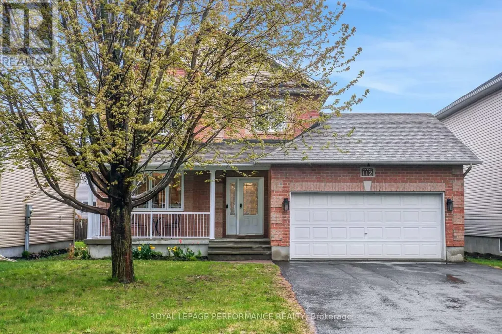 112 Olde Towne Avenue Russell ON K4R 0A6