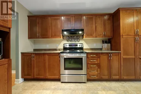 112 Olde Towne Avenue Russell ON K4R 0A6