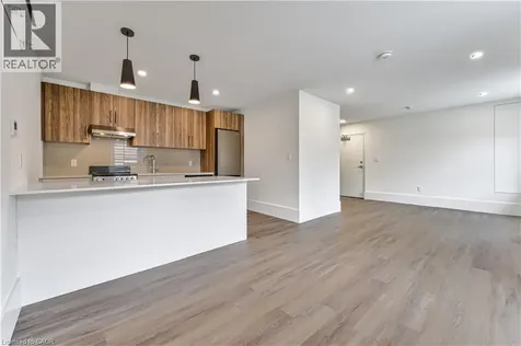 28 Main Street Cambridge ON N1R 1V4