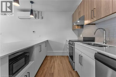 28 Main Street Cambridge ON N1R 1V4