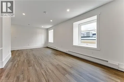 28 Main Street Cambridge ON N1R 1V4