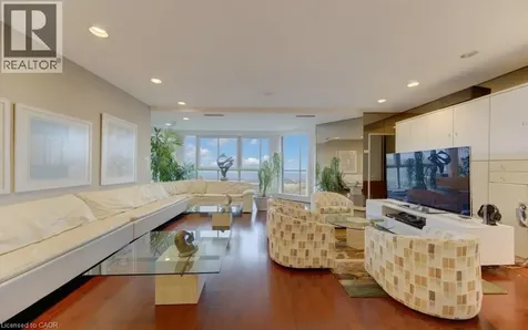 265 Westcourt Place Waterloo ON N2L 6E4