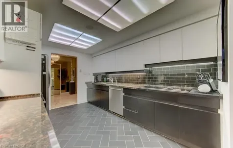 265 Westcourt Place Waterloo ON N2L 6E4