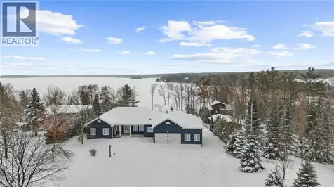 2667 Mary Nichols Road Lakefield ON K0L 2H0