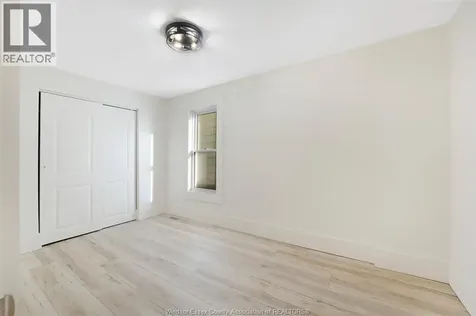 785 Hall Windsor ON N9A 2L9