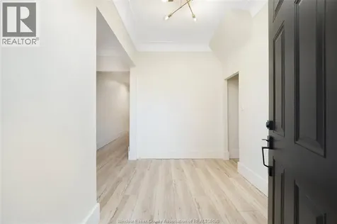 785 Hall Windsor ON N9A 2L9