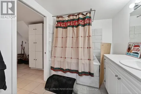 1824 Elgin Street Cornwall ON K6J 5C1