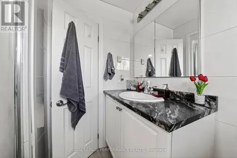 1824 Elgin Street Cornwall ON K6J 5C1