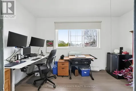 1824 Elgin Street Cornwall ON K6J 5C1