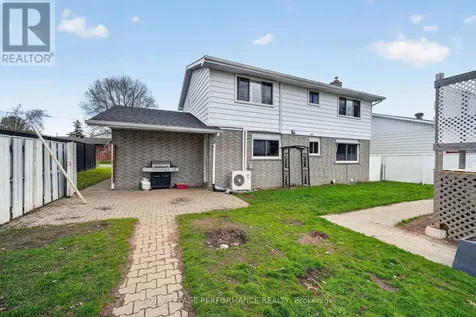 1824 Elgin Street Cornwall ON K6J 5C1