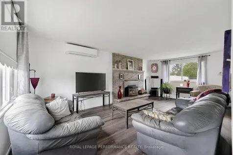 1824 Elgin Street Cornwall ON K6J 5C1