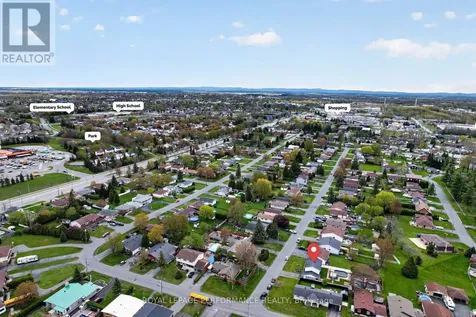 1824 Elgin Street Cornwall ON K6J 5C1
