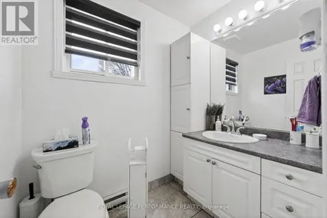 1824 Elgin Street Cornwall ON K6J 5C1