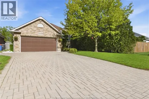 416 Lillian Lane Lakeshore ON N0R 1A0
