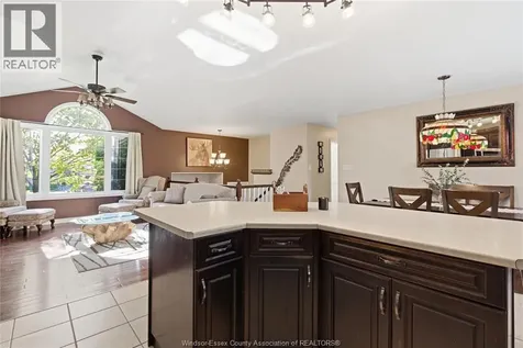 416 Lillian Lane Lakeshore ON N0R 1A0
